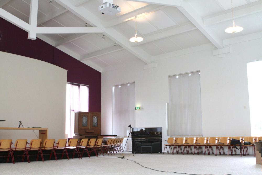 Akoestische plafondpanelen kerkzaal akoestiek