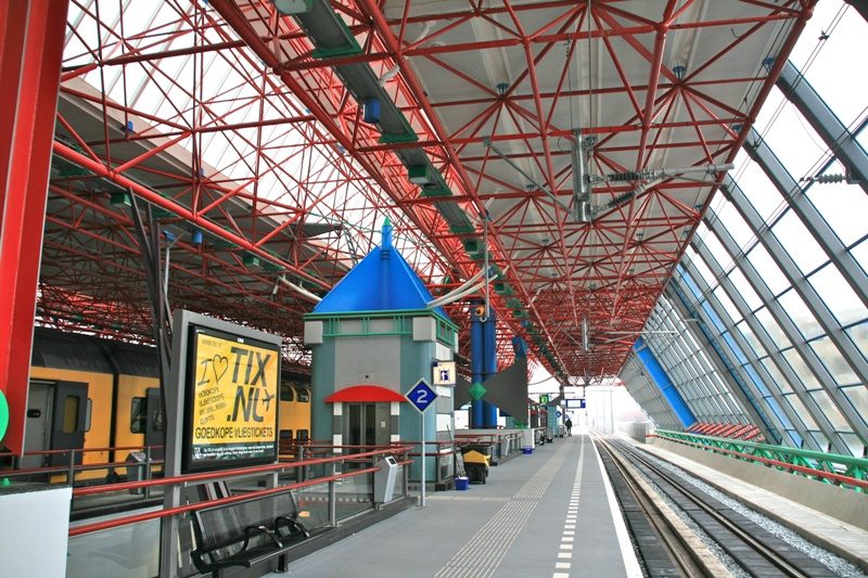 Station Lelystad